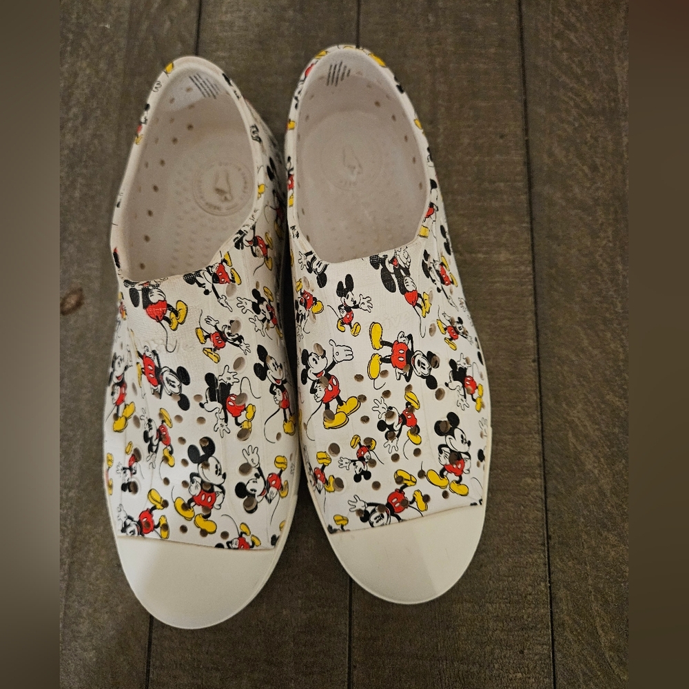 Native Shoes Kids Mickey Mouse Slip-On Sneakers - White and Red